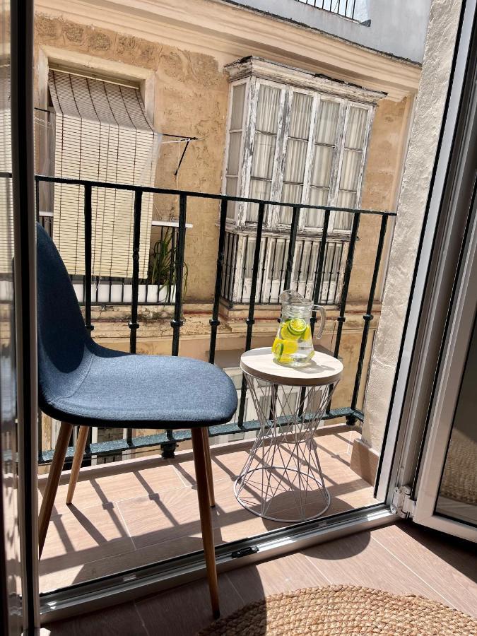 Gatu Premium Villa Flamenca , Preferente Mayores De 25 Anos Y Familias Кадис Экстерьер фото