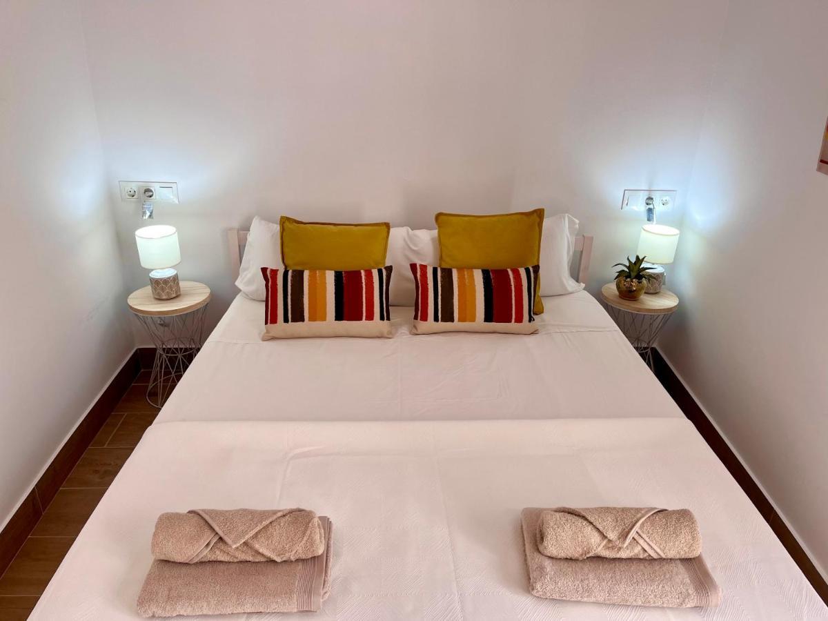 Gatu Premium Villa Flamenca , Preferente Mayores De 25 Anos Y Familias Кадис Экстерьер фото