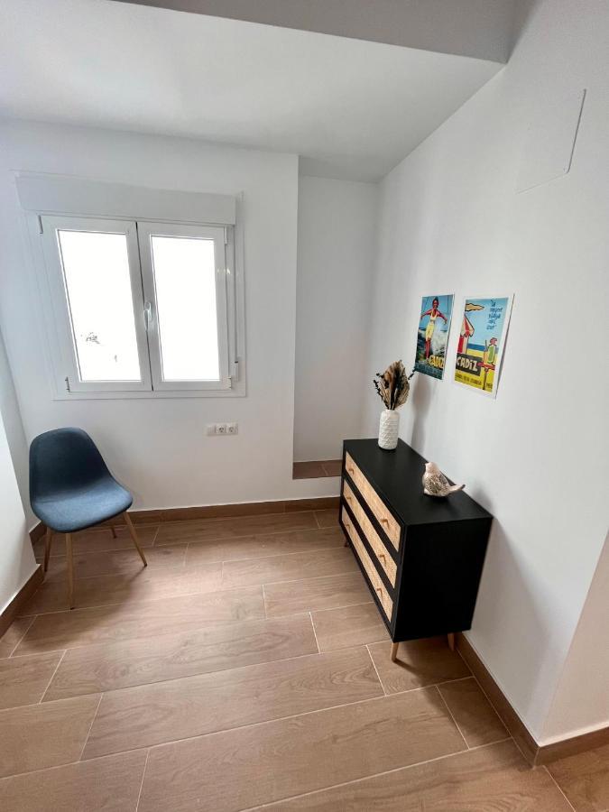 Gatu Premium Villa Flamenca , Preferente Mayores De 25 Anos Y Familias Кадис Экстерьер фото