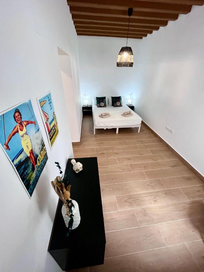 Gatu Premium Villa Flamenca , Preferente Mayores De 25 Anos Y Familias Кадис Экстерьер фото