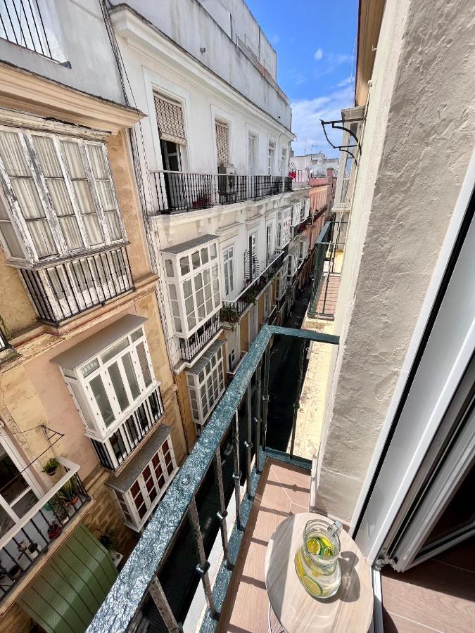 Gatu Premium Villa Flamenca , Preferente Mayores De 25 Anos Y Familias Кадис Экстерьер фото
