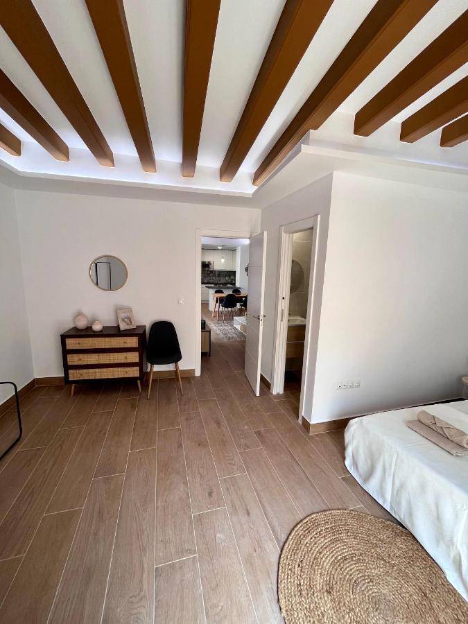 Gatu Premium Villa Flamenca , Preferente Mayores De 25 Anos Y Familias Кадис Экстерьер фото